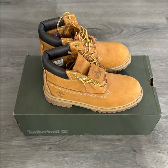 Timberland - Picture 1 of 4